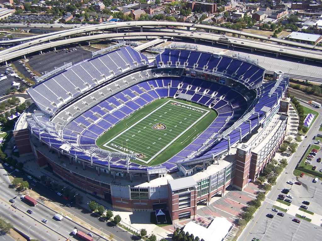 Mandt Bank Stadium Baltimore Ravens Football Stadium Stadiums Of Pro
