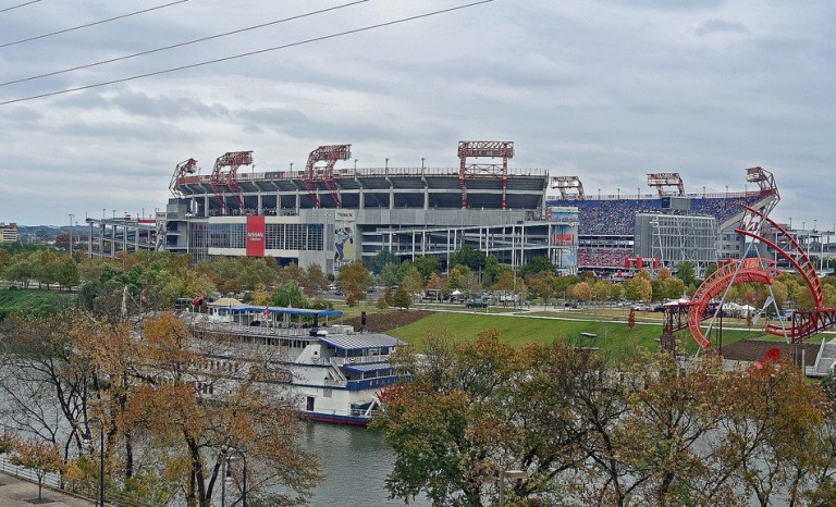 Nissan Stadium, Tennessee Titans Football Stadium - Stadions Van Pro ...